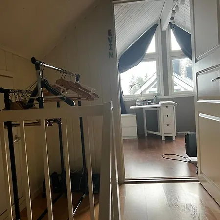 Loftroom In Townhouse Oslo 1 Singel Bed 1 Double Bed Accommodatie bij particulieren