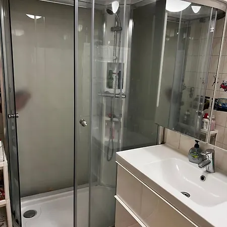 Loftroom In Townhouse Oslo 1 Singel Bed 1 Double Bed Habitación en casa particular *