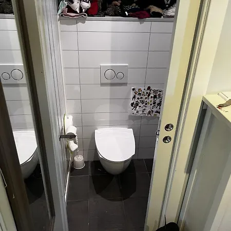 Loftroom In Townhouse Oslo 1 Singel Bed 1 Double Bed Séjour chez l'habitant Lorenskog